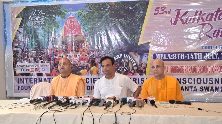 ইসকনের উদ্যোগে কলকাতায় রথযাত্রা, উদ্বোধন করবেন মুখ্যমন্ত্রী মমতা বন্দ্যোপাধ্যায়